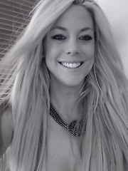 xoGisele wears a crotchless body suit and has some fun in front of the webcam